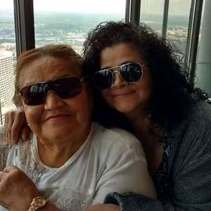 Meet your Posher, Mariela